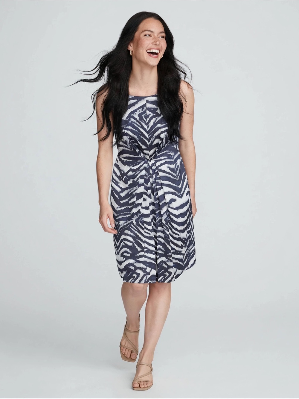 Jones New York Black, White & Grey Sleeveless Petite Dress Size 4P